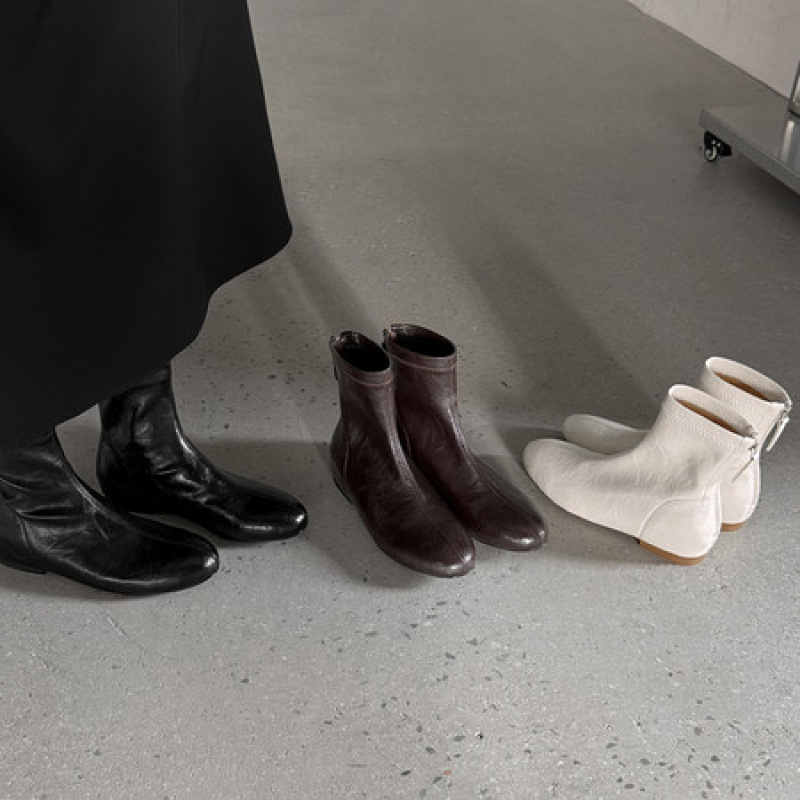 短靴子女巨好看内增高美拉德2025新款早秋冬季平底棕黑色弹力显瘦