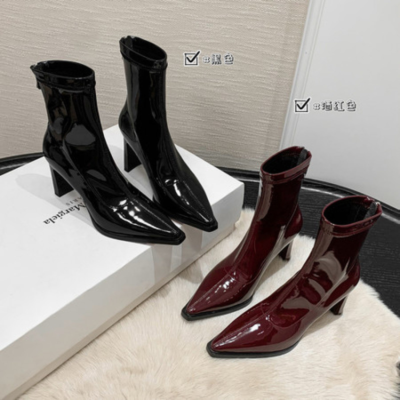 亮漆皮~7.5cm粗跟尖头短靴女秋冬新款时尚显瘦高跟弹力马丁靴酒红