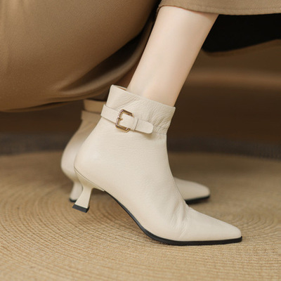 法式洋气小短靴女秋冬季加绒细跟高跟鞋尖头软底不累脚羊皮及踝靴