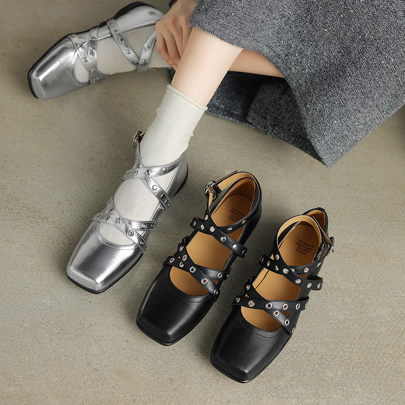 法式复古方头交叉带玛丽珍鞋女春夏新款休闲舒适真皮银色芭蕾单鞋