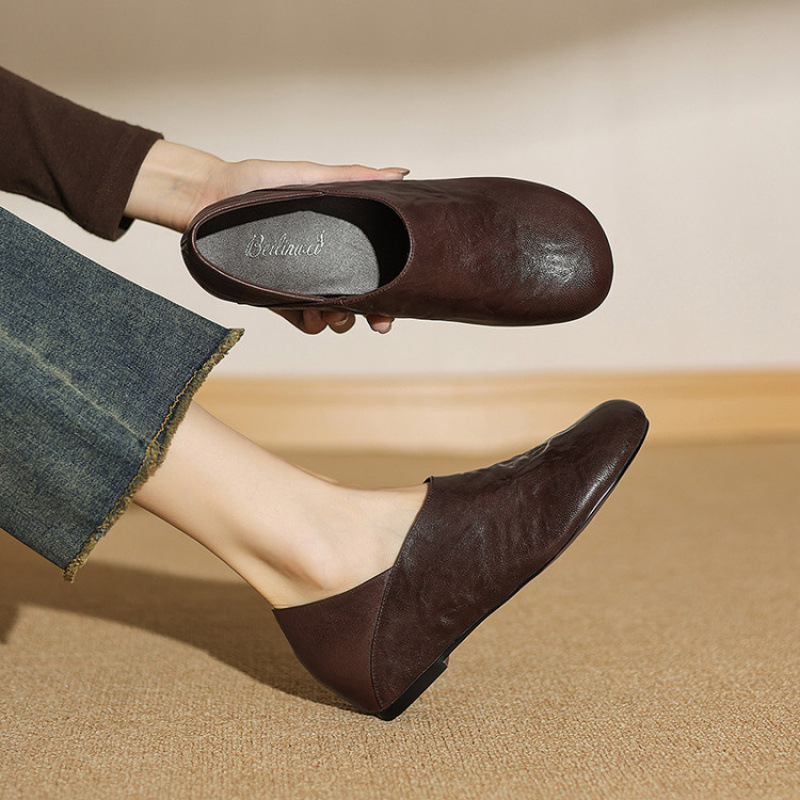 法式复古舒适圆头深口单鞋女2025新款秋季真皮一脚蹬小皮鞋黑棕色