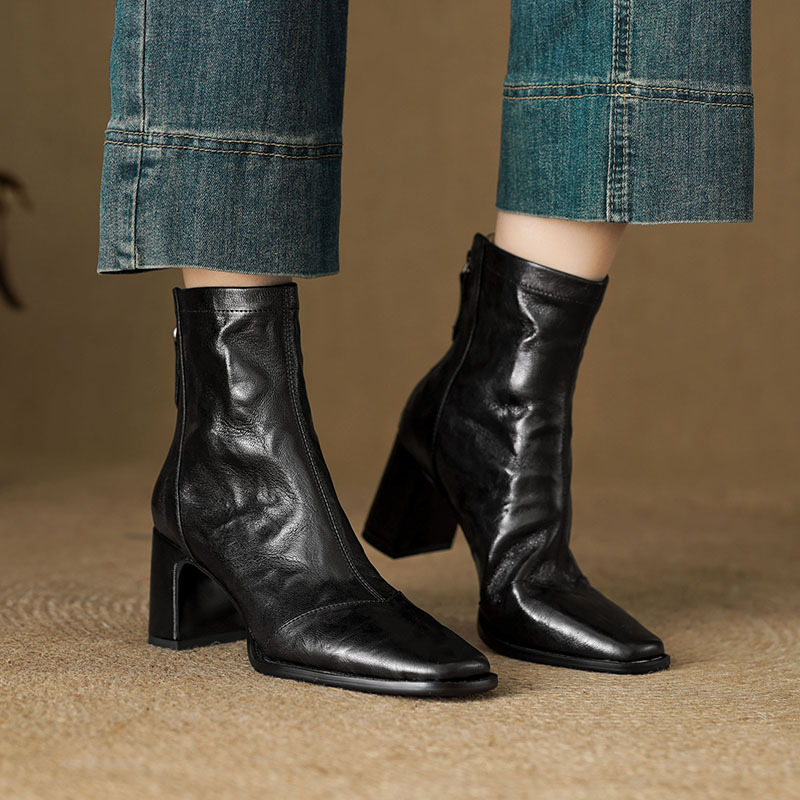 2024冬季小羊皮粗跟高跟短靴女瘦瘦靴2024秋冬新款英伦方头马丁靴