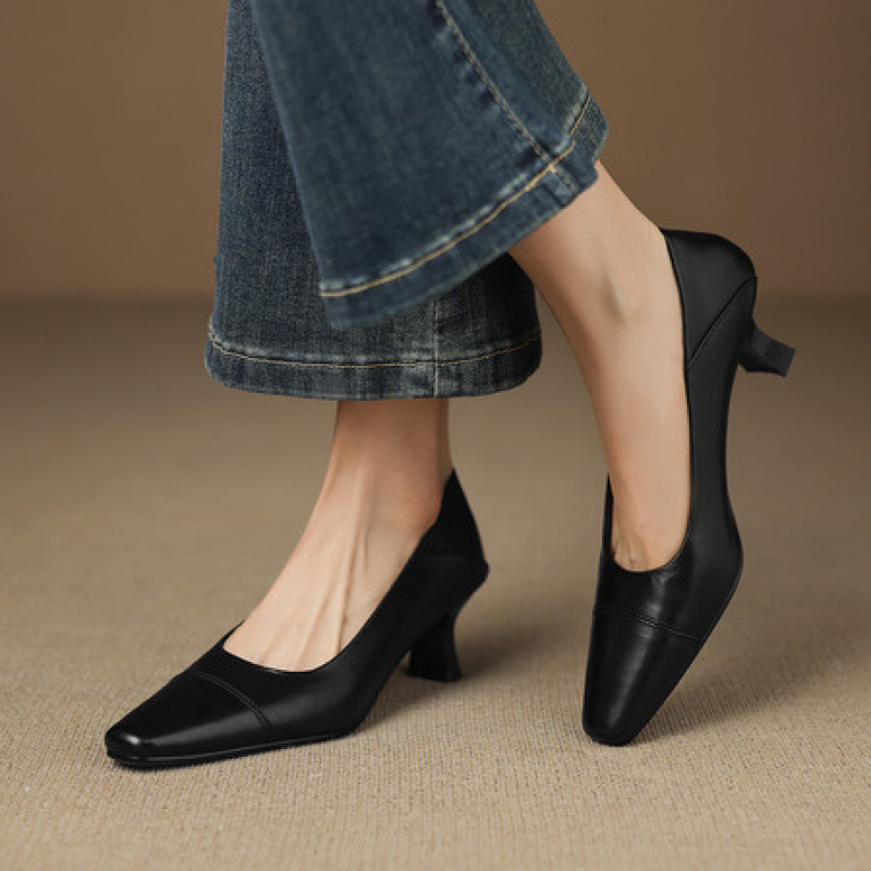 法式复古尖头浅口小皮鞋女春夏新款真皮粗跟低跟百搭通勤职业单鞋