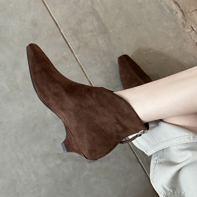 3cm丨时尚轻熟方头坡跟及裸靴低跟透气短靴女2024新款V口及裸靴绒