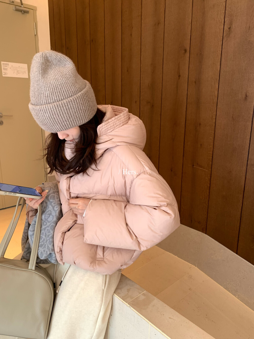 Hers 一勺甜韩系简约轻薄保暖连帽百搭排骨保暖羽绒服外套92728#