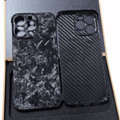 适用苹果16promax碳纤维手机壳