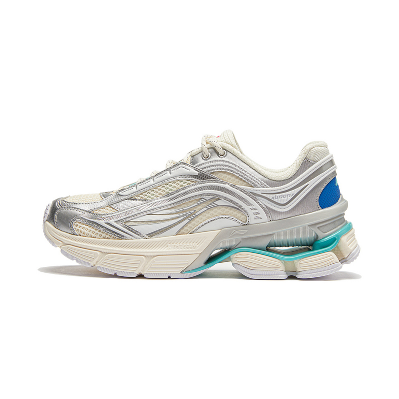 李宁女子极光休闲鞋秋冬轻盈柔软回弹舒适运动老爹鞋AGCU044-B品