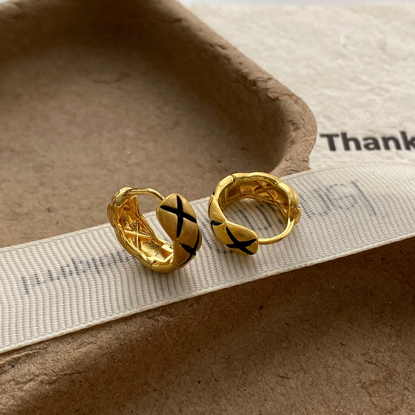 轻奢欧美复古高级感交叉纹理耳环925银针耳钉小众设计感耳饰新款,饰品/流行首饰/时尚饰品新,耳环,淘宝优惠券,粉丝福利购,淘宝优惠卷