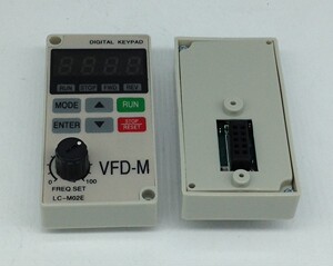 台达变频器面板VFD-M系列通用面板LC-M02E，可外引拆除远程控制