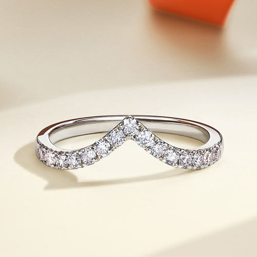 喜钻排钻戒指18K白金钻石戒指女V型排戒碎钻排镶钻戒正品钻戒