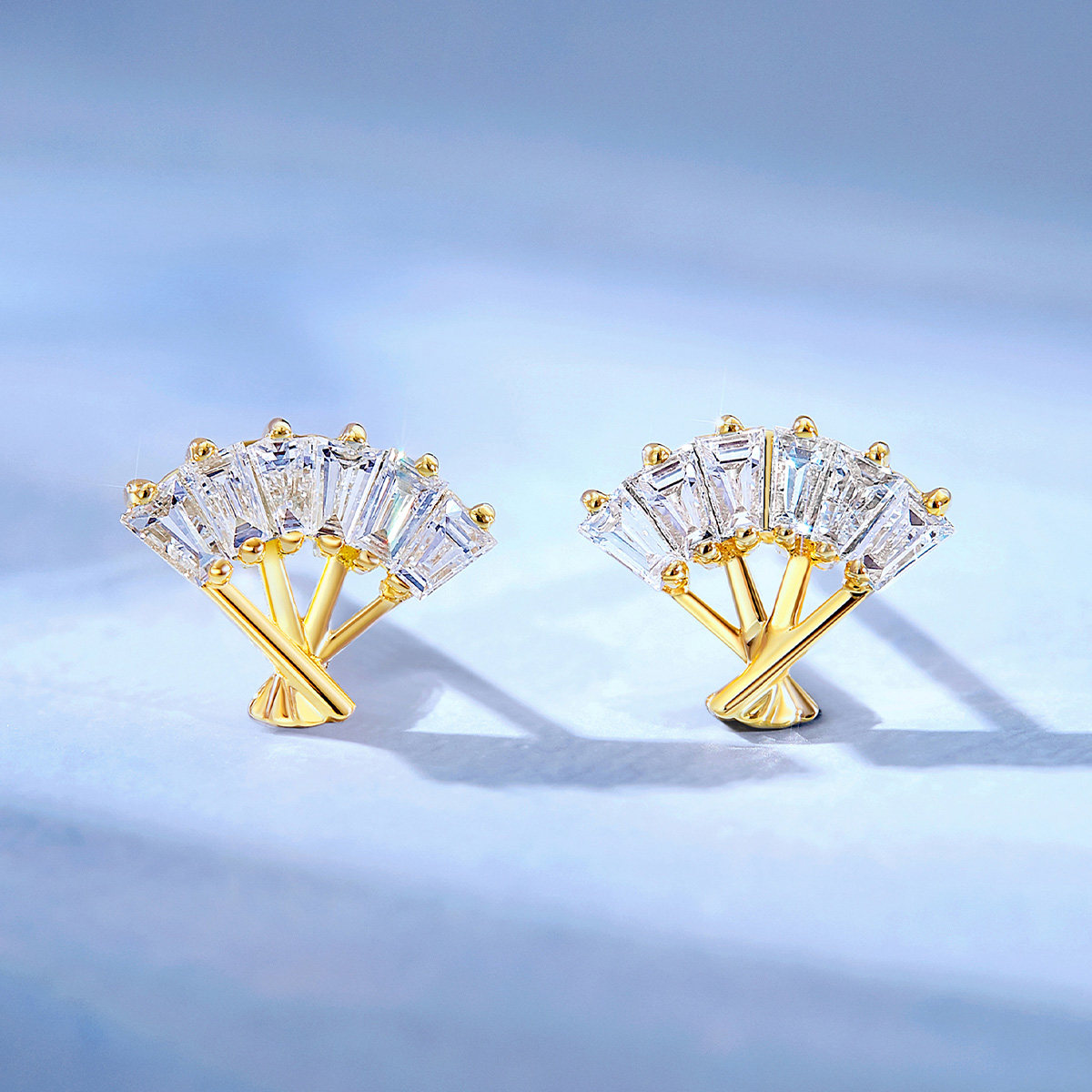 喜钻 钻石耳钉女真钻黄18K金梯方钻石耳饰耳环新品正品送女友礼物