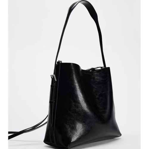 油蜡皮女包水桶包简约大容量包包