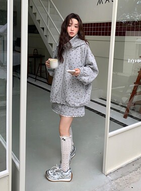 【现货】AndAnything休闲宽松小碎花麻花帽绳卫衣女25冬新