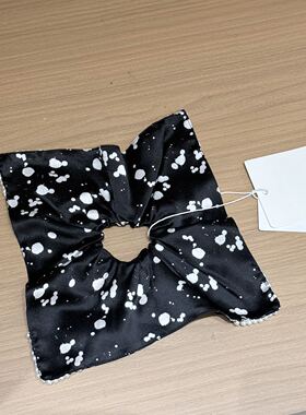 【现货】M |现货询价 26设计师品牌春季新款方形带珍珠发圈