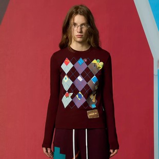 多彩菱形格休闲打底圆领长袖 新款 T恤女上衣 UPi2026年春季 CHEERi