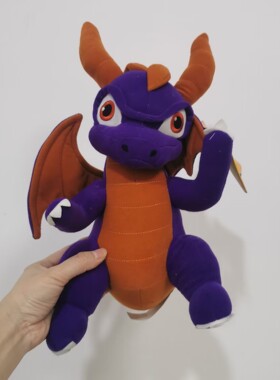 欧美Sk小龙斯派罗的大冒险毛绒抓机公仔紫色恐龙玩具布偶30cm