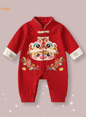 宝宝红色卡通印花刺绣中国风哈衣单排扣婴幼儿长爬款秋冬爬服中式