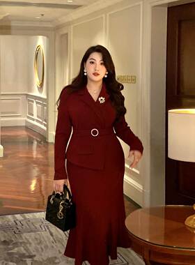 高端胖大码女装秋季气质荷叶边鱼尾裙职业女装西装领连衣裙