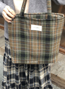 LU工作室小众苔藓绿百搭包包女帆布包大容量通勤托特包2024新款