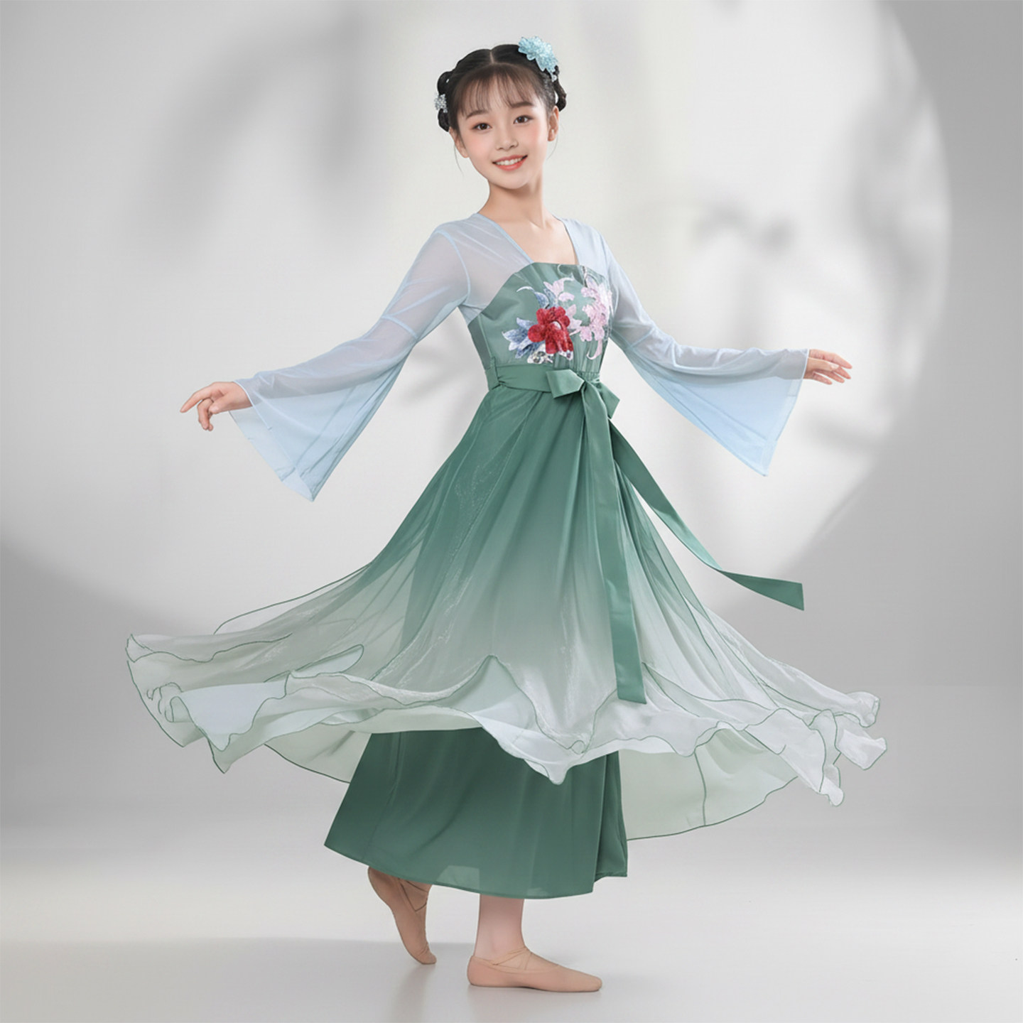 古典舞演出服女新中式飘逸纱衣绿