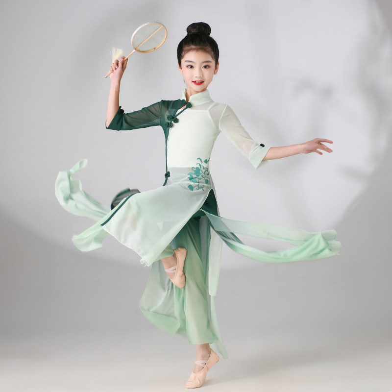 古典舞演出服女飘逸中国风