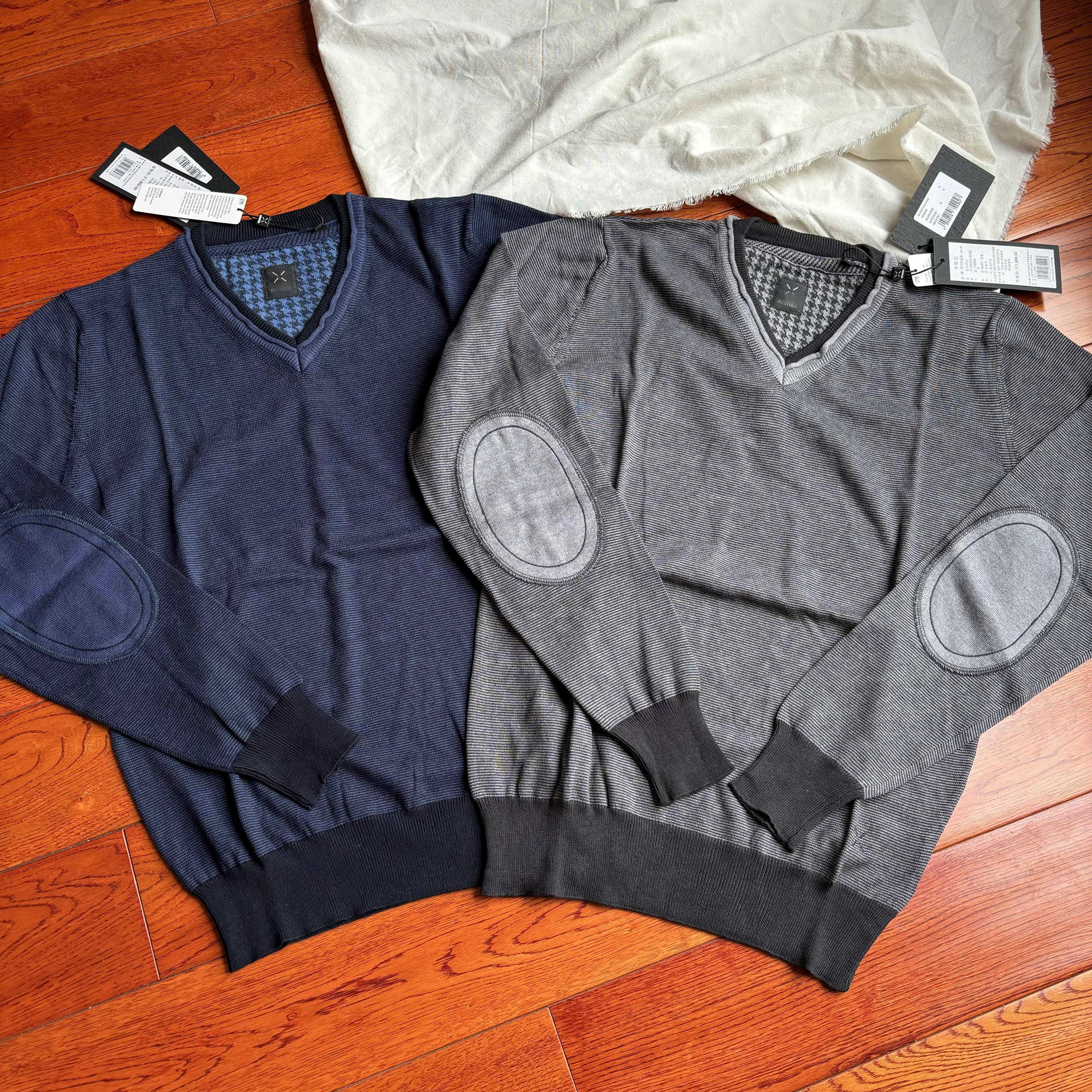 S系列！羊毛+桑蚕丝 ！高端插肩袖男式鸡心V领针织衫毛衣打底衫