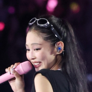 blackpink演唱会金珍妮jennie同款墨镜女ins复古欧美气质太阳眼镜