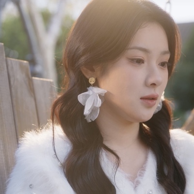 短剧攀高枝刘夕语温时宜同款耳环