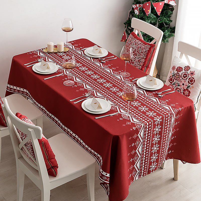 红色新年喜庆长方形桌布