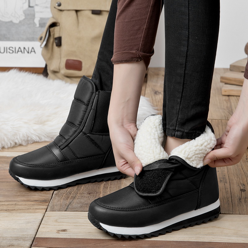 新款充电电暖鞋电热鞋女雪地短靴