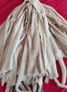 珍珠色整张微残次水貂皮原料手工皮料修补服装内胆围脖护膝皮貂毛