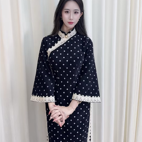 LHMknk1画报夫人温柔清冷波点蕾丝雪尼尔旗袍 牛仔蓝波点倒大袖