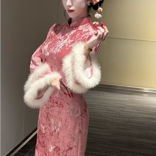 画报夫人原创自制新中式 梦粉蝶 加绒高级丝绒蝴蝶仙气旗袍