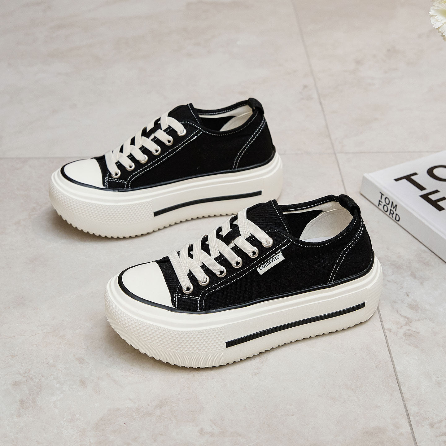 厚底板鞋女2026新款增高经典百搭一脚蹬懒人轻便软底休闲帆布鞋子