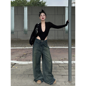 黑色辣妹V领镂空露腰连体衣长袖T恤女秋季性感弹力紧身打底衫上衣