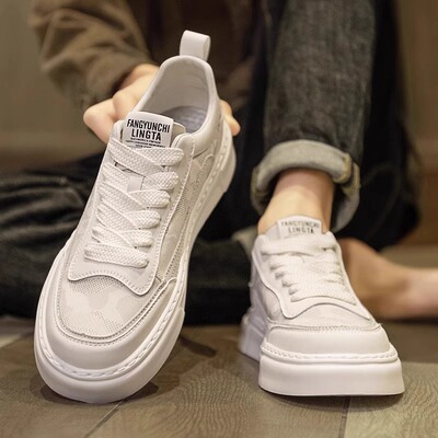 春夏季白色布面板鞋特大码小白鞋