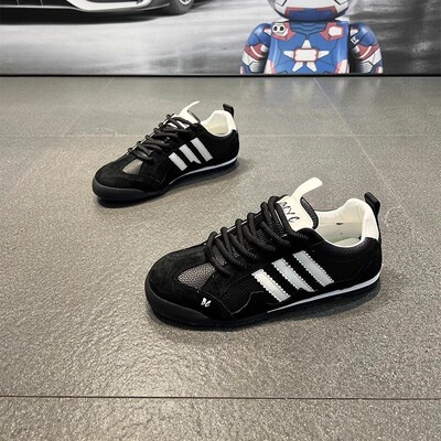 大脚哥特大码男款德训鞋