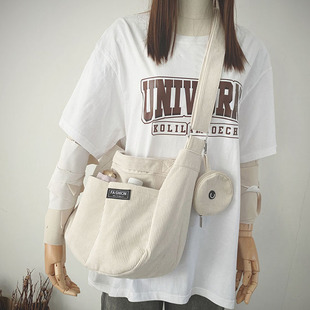 条绒包包女夏季通勤上课斜跨大包单肩包女大容量休闲日系学院风潮