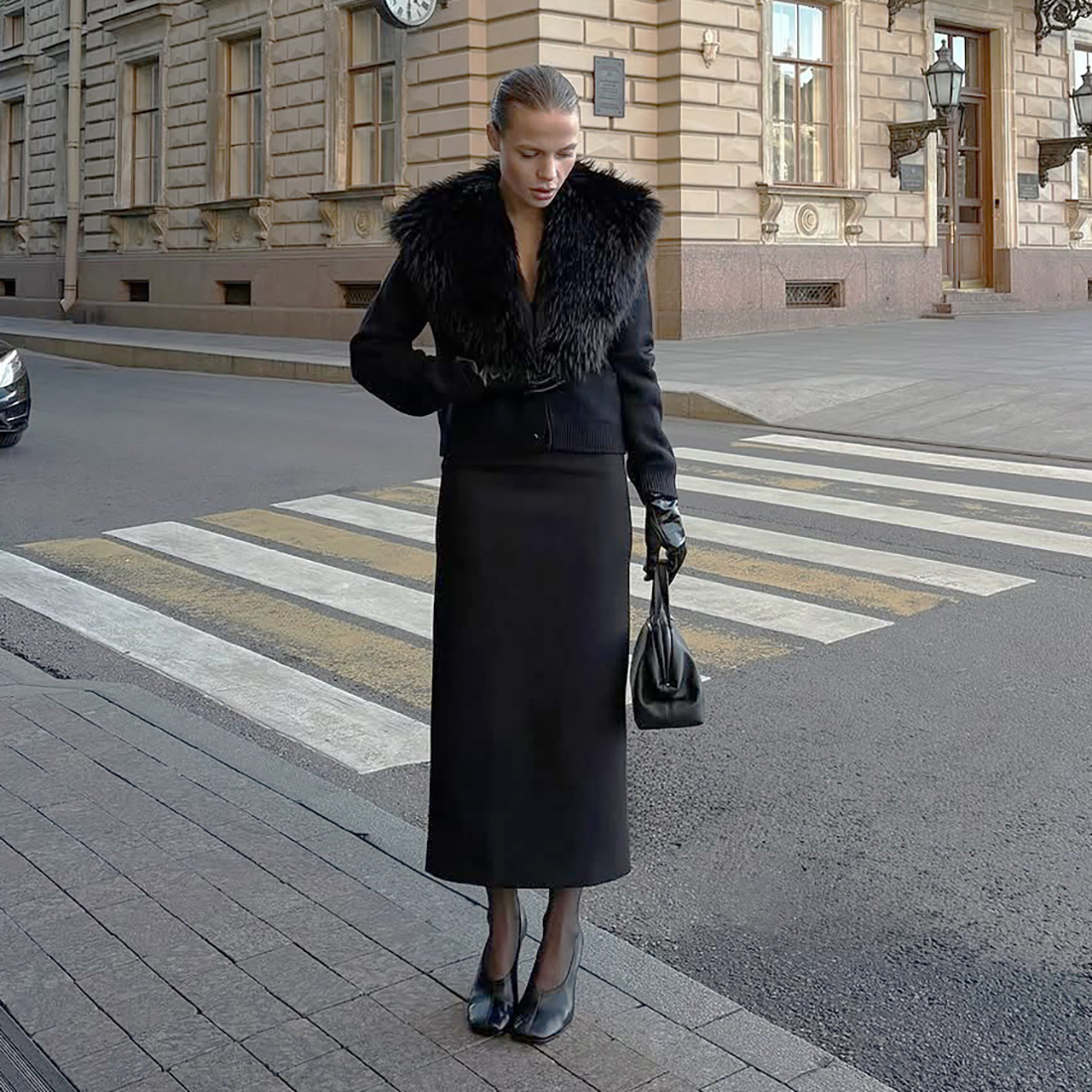 螺纹毛茸茸翻领修身长袖短外套女