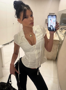 褶皱低领系带设计修身短袖T恤女