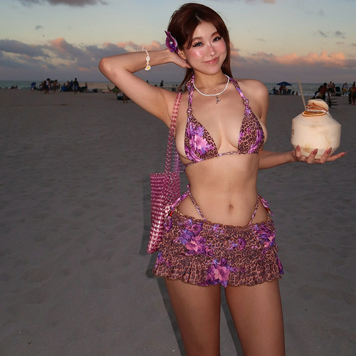 豹纹印花吊带系带三角裤半裙套装