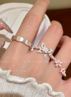 2026年新款彩色花朵蝴蝶戒指小众设计食指戒夏日独特绝美叠戴指环