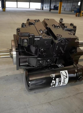 丹佛斯液压泵83001139柱塞泵90R075KA5NN80R3S1D05FAL353520压路