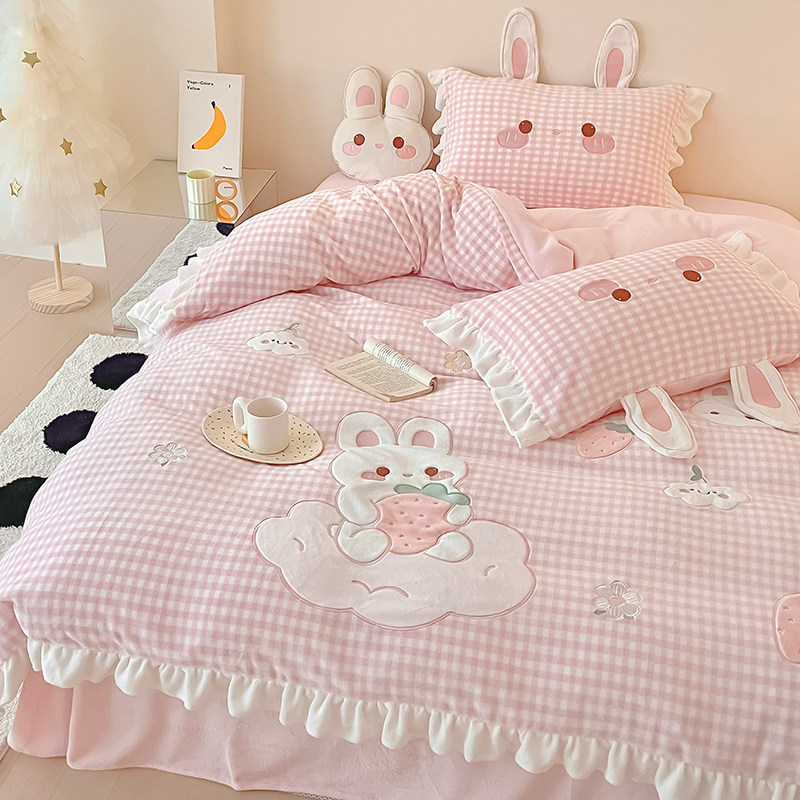 冬季可爱子牛奶绒四件套公主风被套毛绒珊瑚绒卡通加绒加厚床单