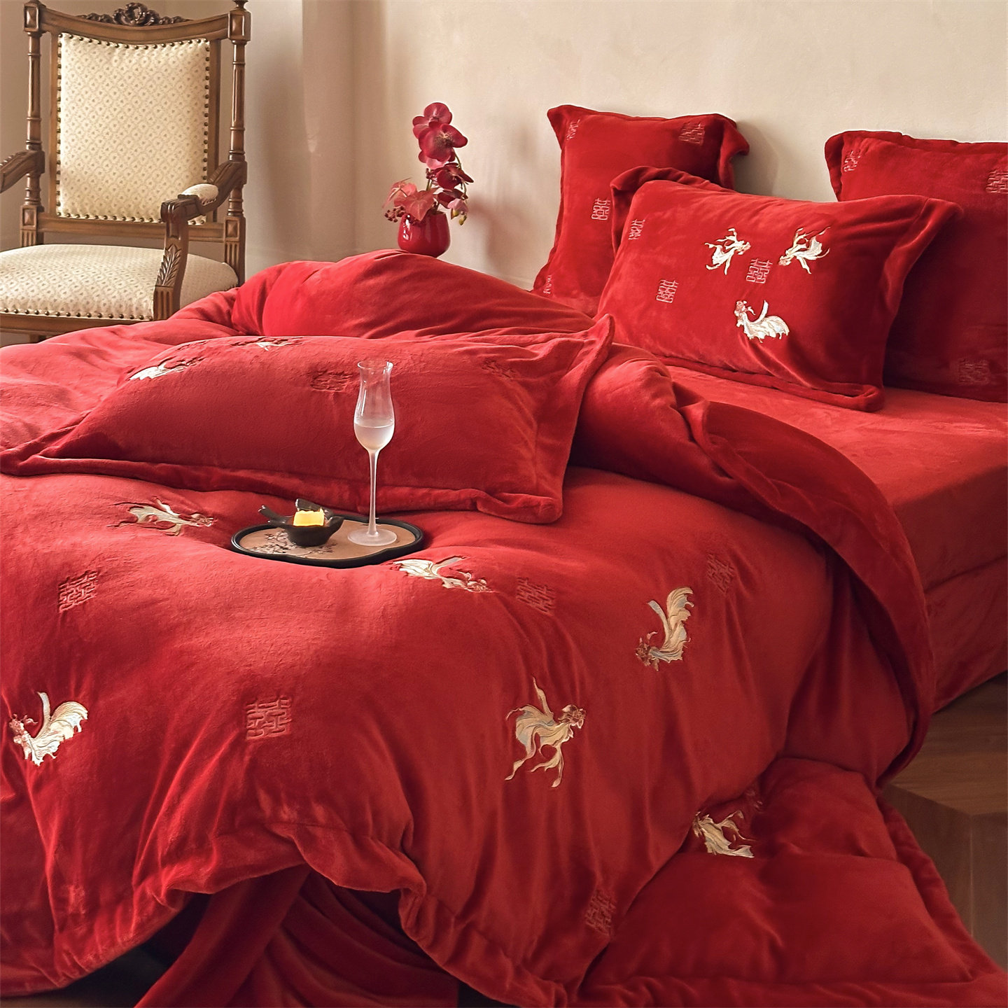 冬季红色牛奶绒结婚四件