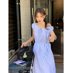 chic韩系夏季法式温柔甜美露肩系带收腰慵懒宽松度假休闲连衣裙