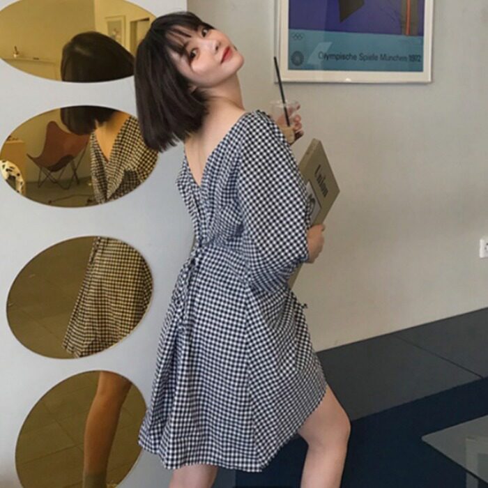 韩国chic2026夏季新品小个子显瘦裙抽绳格子V领露背七分袖连衣裙