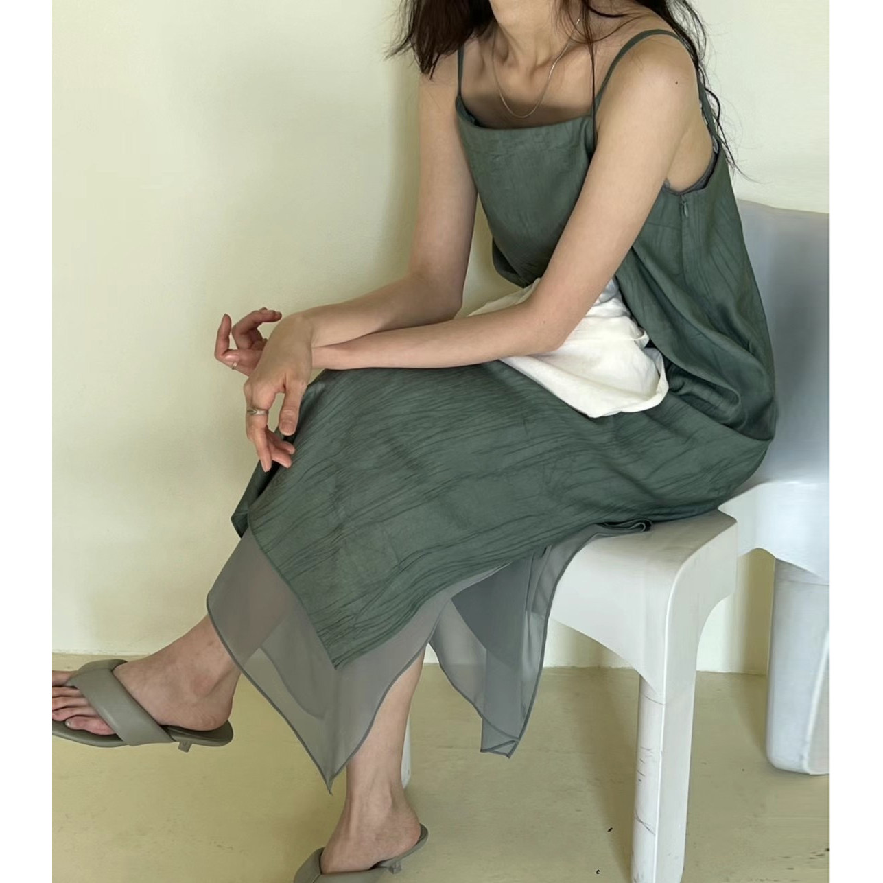 INS博主款 小众设计感 宽松拼接假两件吊带裙2026夏季新品裙子女