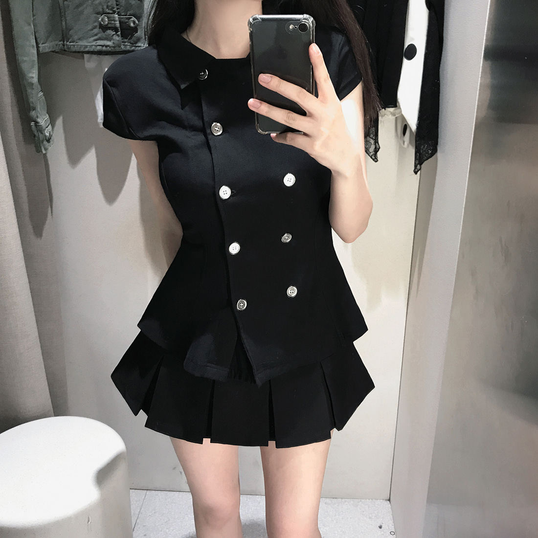 2026新款高级感vintage复古穿搭黑色衬衫上衣女+短裙两件套小个子