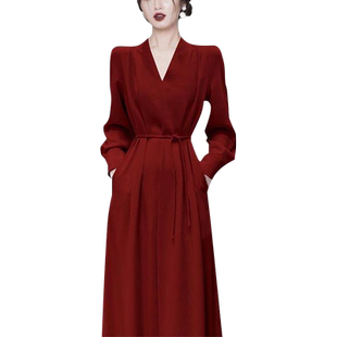 轻奢高级感礼服连衣裙2025秋季新款法式复古气质中长裙女红色长袖